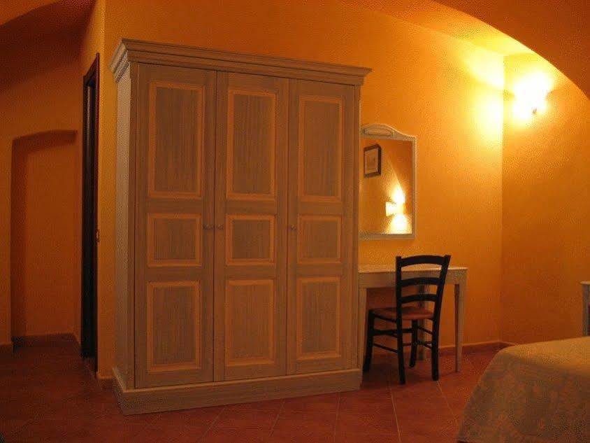 Sa Balza Guest House Bosa Exterior photo